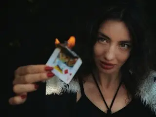 MayaLynch cunt live pics