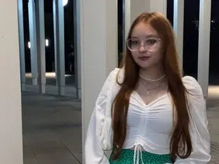 MeriSmith webcam lj lj