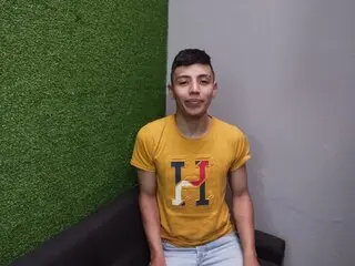 MichaelYacotu live livejasmin.com webcam