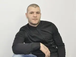 MikeChaser show private anal