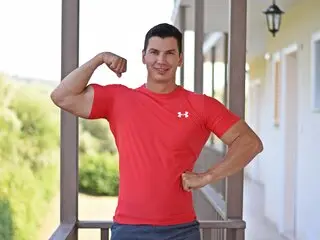 MuscularGOD shows jasmine live