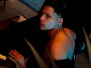 NoahSpecter nude cam cam