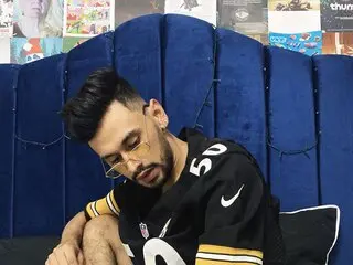 NohaMichael livesex cunt cam
