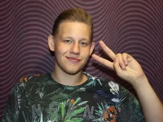 OskarShy ass ass private