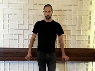 PeterAlejandro video ass pics