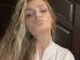 RaelynnEmbrey live porn show