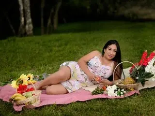 SarahLorens show real private