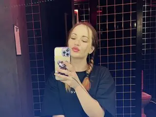 Solira shows ass cam