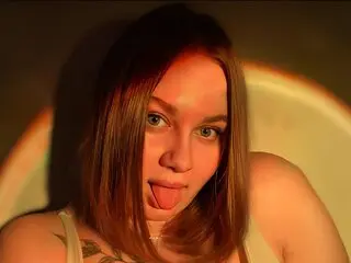 SonyaMacey pics show shows