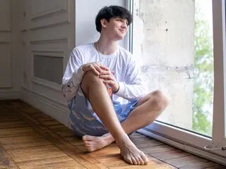 TeddyJohnson ass private shows