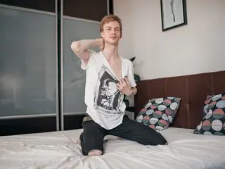 ThomasTank shows nude recorded