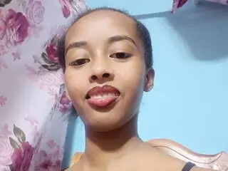 TiphanyAmour webcam video shows