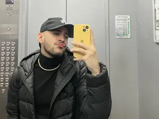 TonyScott cam livejasmin show