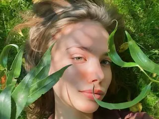 VickyKaps show ass anal