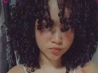 VioletAnna live live camshow