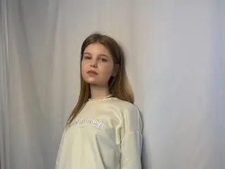 WhitneyGoode cam online jasmine